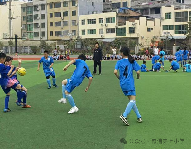 足球赛规则班级小学生怎么写_小学生足球班级赛规则_小学生足球比赛规则介绍