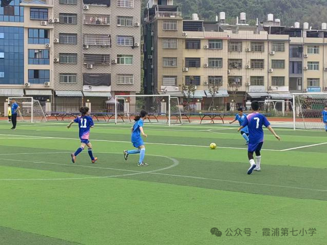 小学生足球班级赛规则_足球赛规则班级小学生怎么写_小学生足球比赛规则介绍