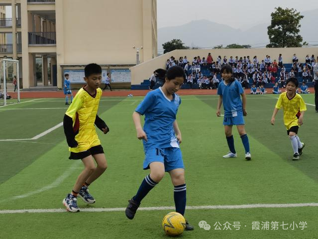 小学生足球班级赛规则_足球赛规则班级小学生怎么写_小学生足球比赛规则介绍