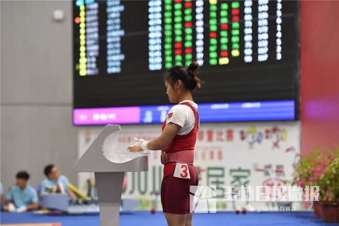 广西举重女冠军妹妹_广西妹妹举重冠军女子是谁_广西女子举重运动员有谁